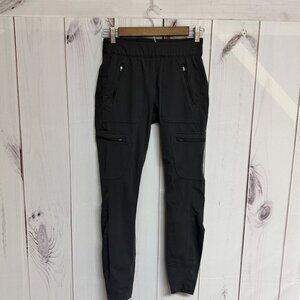 The North Face Women’s Stretch Cargo Jogger Pants Gray S EUC